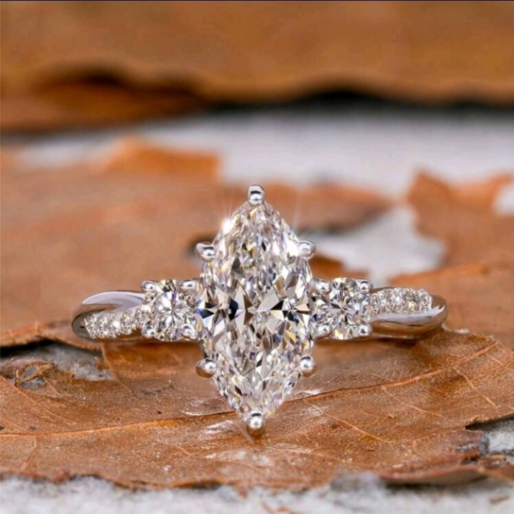 SS 925 Elegant Silver Marquise Cut Zirconia  Ring Size 6